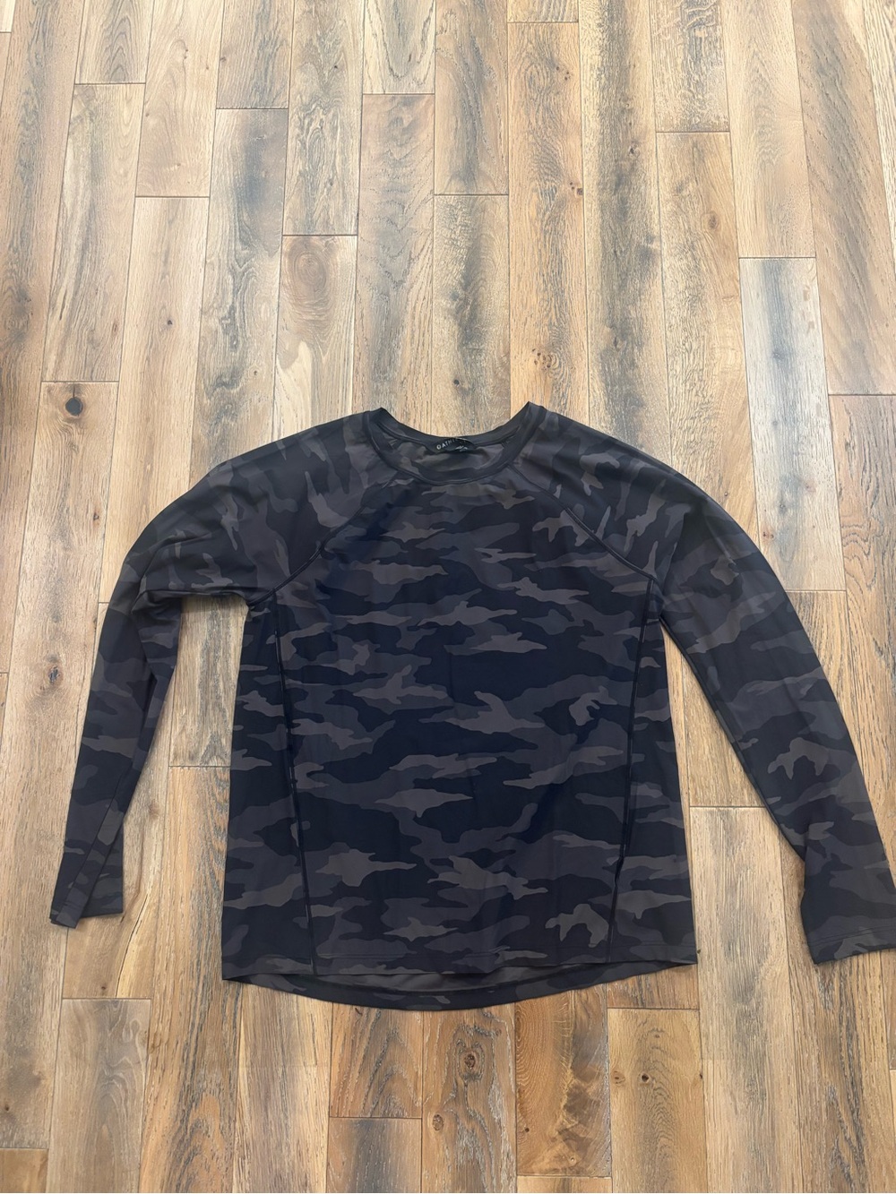 Athleta Long Sleeve Camo Performance Top S - Black/Charcoal